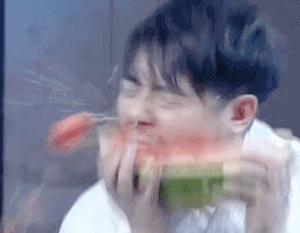 眼睛妹吃瓜视频,揭秘娱乐圈幕后故事